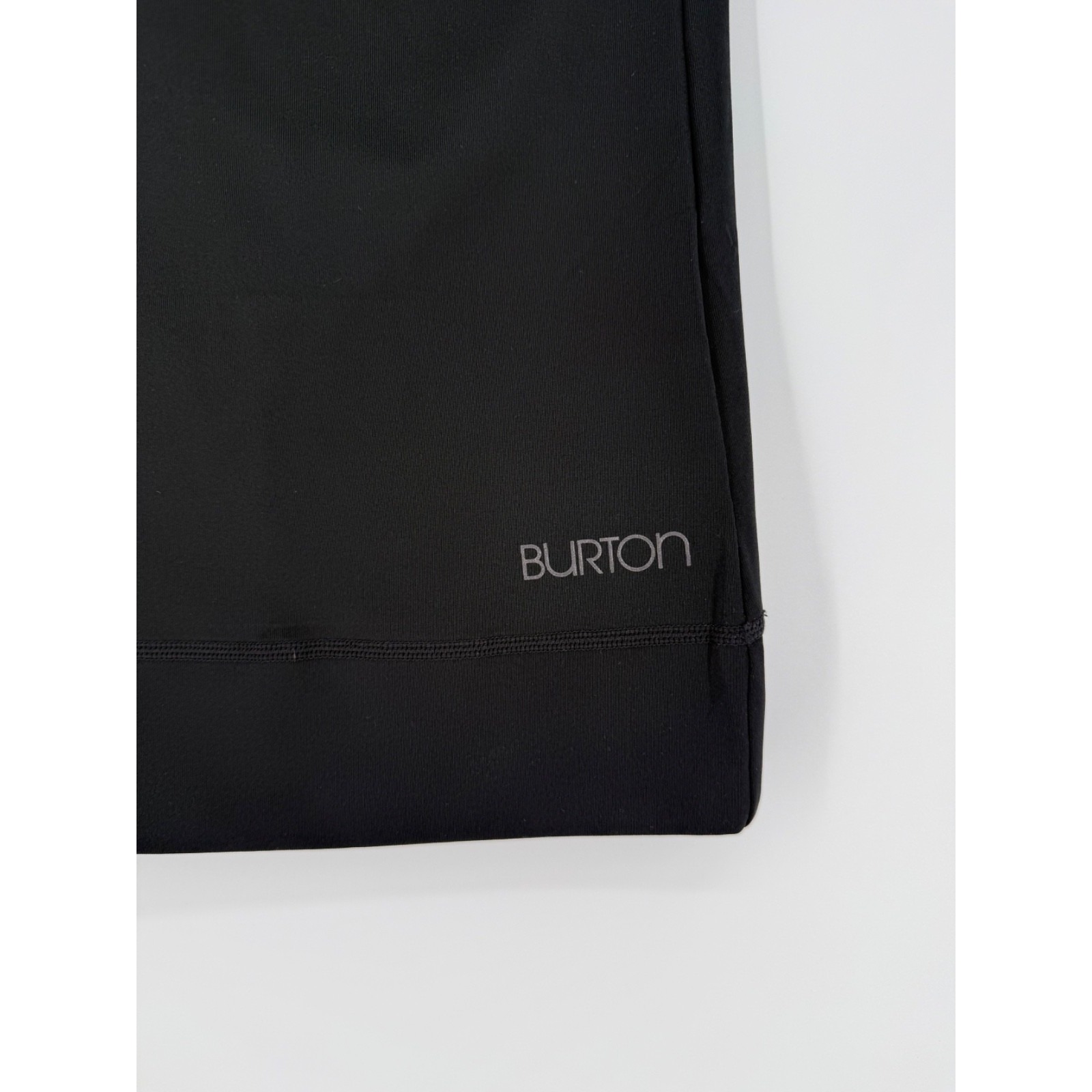 Nwt Burton Shirt Womens Medium Black Lightweight Scoop Tee First Layer — image 4 of 8